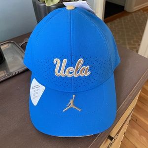 Jordan Men's UCLA Bruins True Blue AeroBill Swoosh Hat